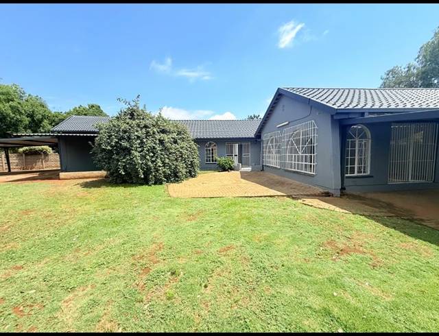 4 BEDROOM HOUSE FOR SALE IN SONLAND PARK